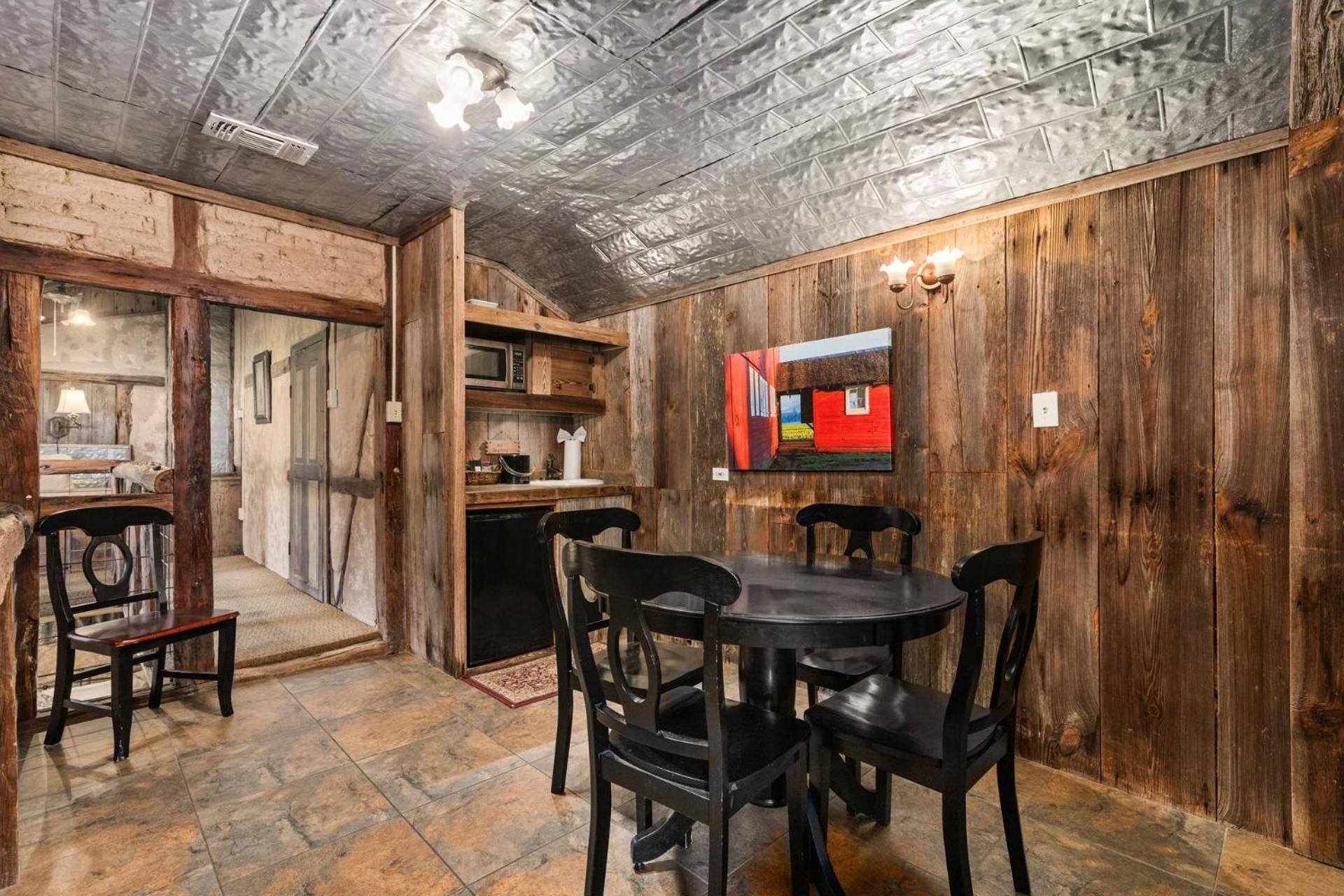 #6 The Root Cellar At Garrison In Gruene Villa New Braunfels Ngoại thất bức ảnh